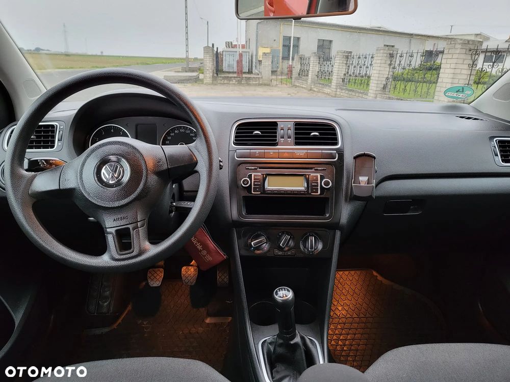 Volkswagen Polo 1.2 12V Comfortline - 26
