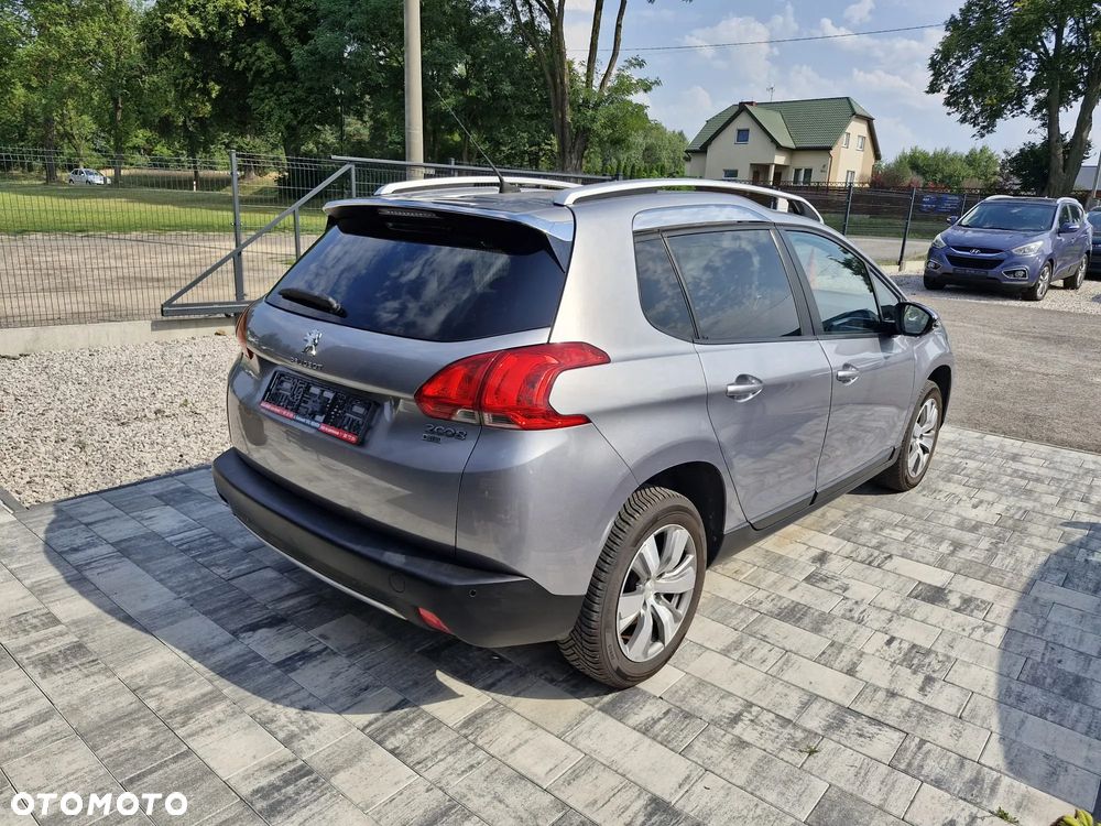 Peugeot 2008 1.2 Pure Tech GPF Active S&S - 3