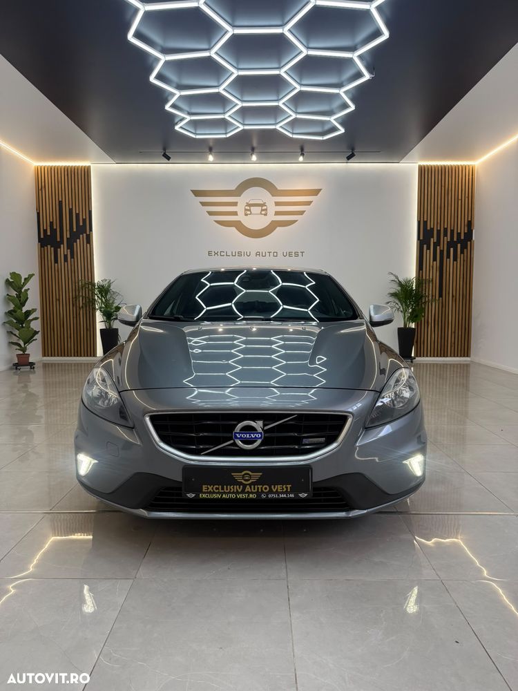 Volvo V40 D4 RDesign - 11