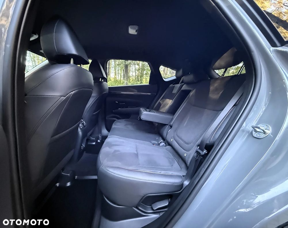 Hyundai Tucson 1.6 T-GDi HEV Executive N Line 4WD - 19