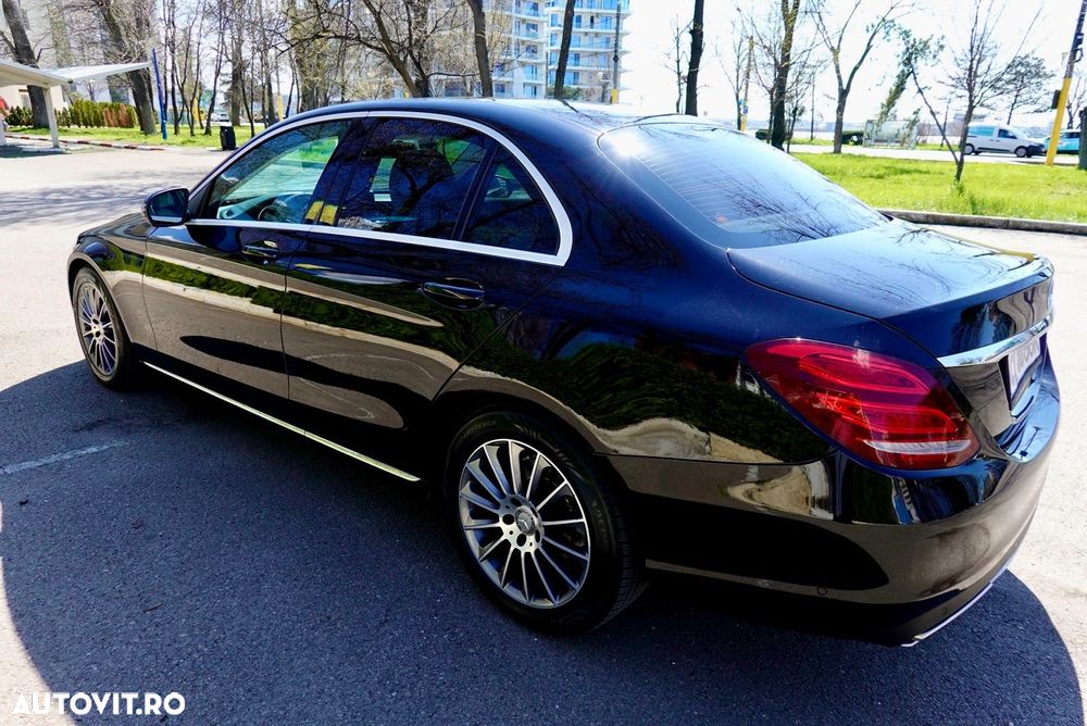 Mercedes-Benz C - 4