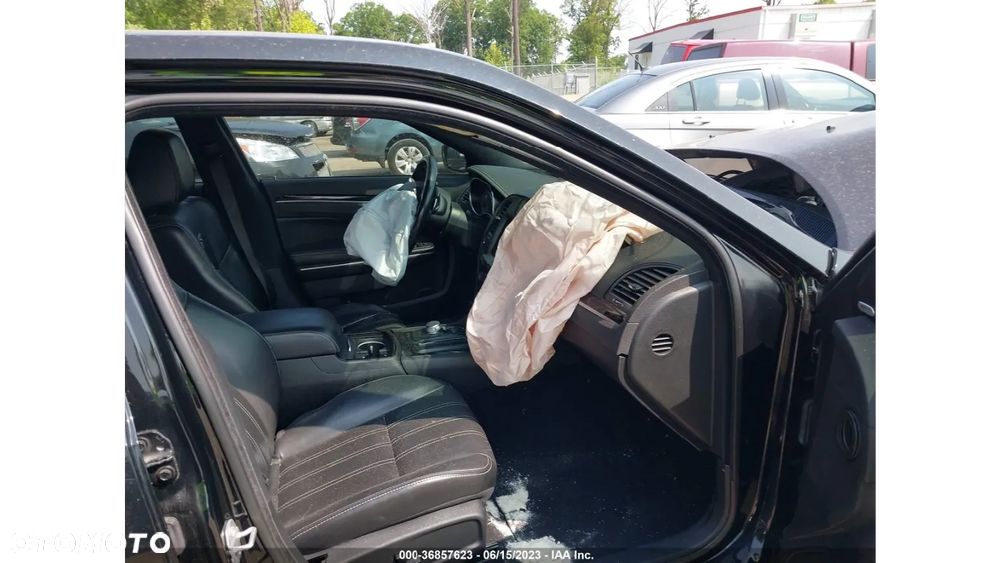 Chrysler 300s - 5
