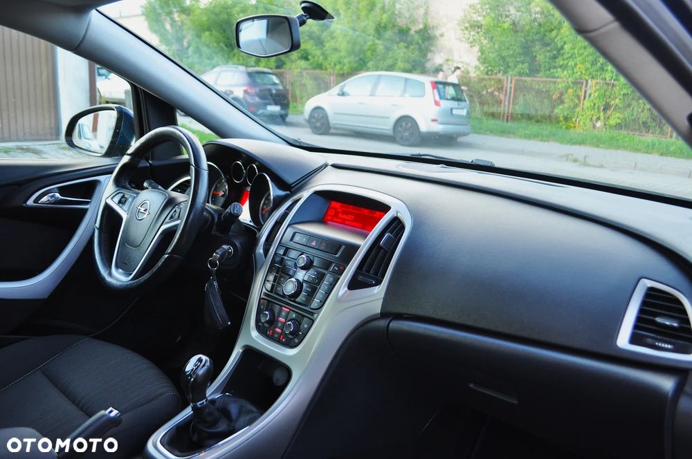 Opel Astra 1.4 Turbo Style - 22