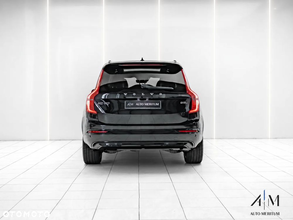 Volvo XC 90 B5 D AWD Ultimate Dark 7os - 9