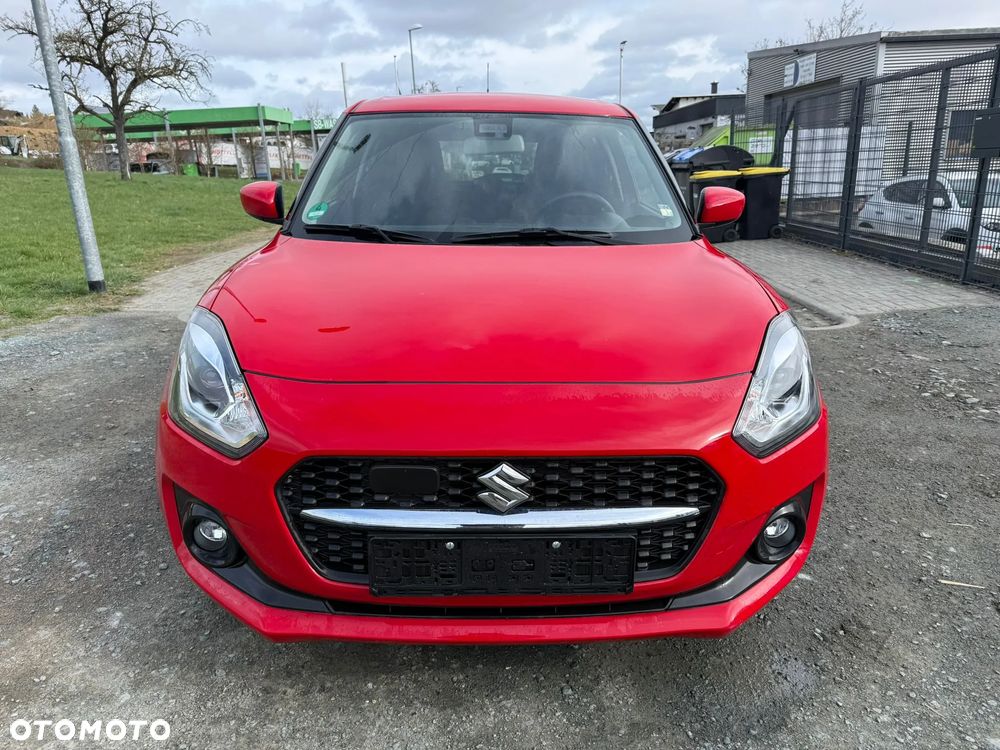 Suzuki Swift 1.2 Dualjet SHVS Premium Plus CVT - 4