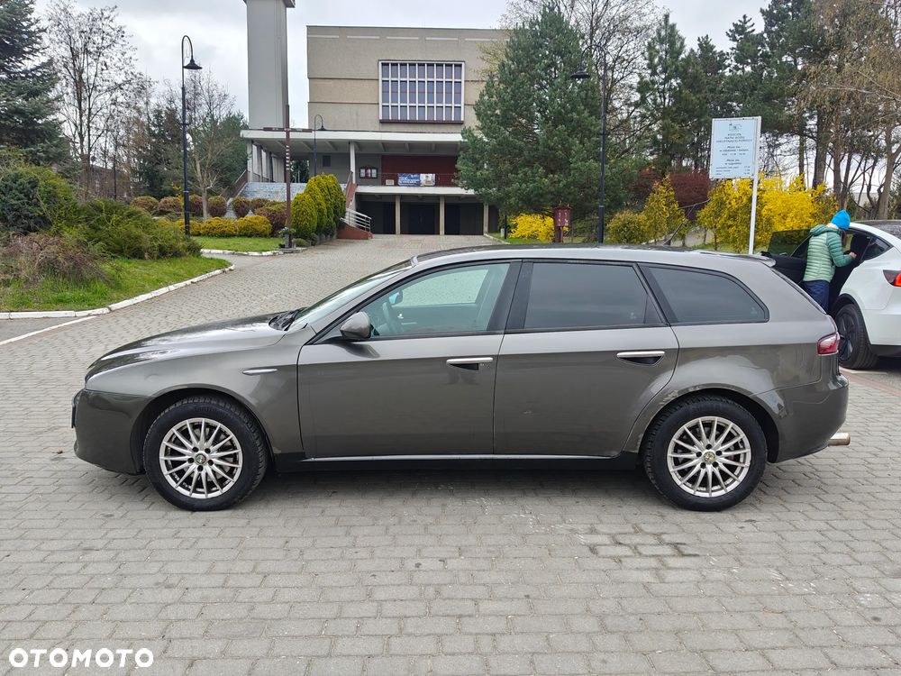 Alfa Romeo 159 1.9 JTDM 8V DPF - 9
