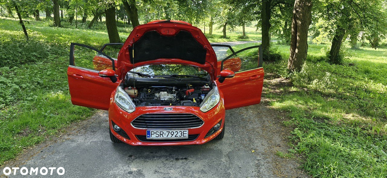 Ford Fiesta 1.0 EcoBoost S&S TITANIUM - 12