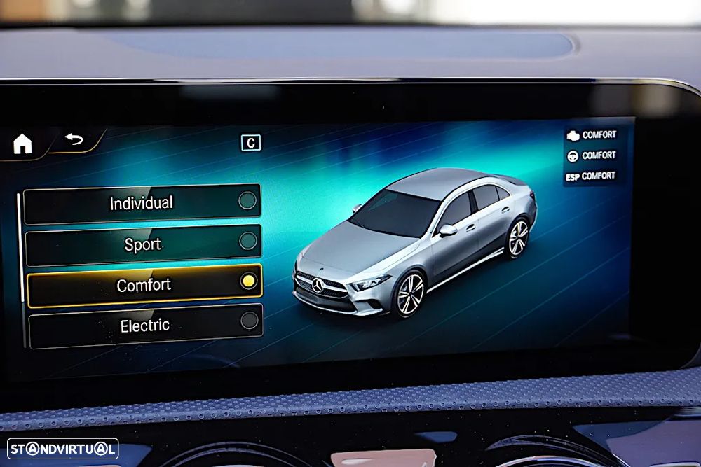 Mercedes-Benz A 250 Limousine e AMG Line - 37