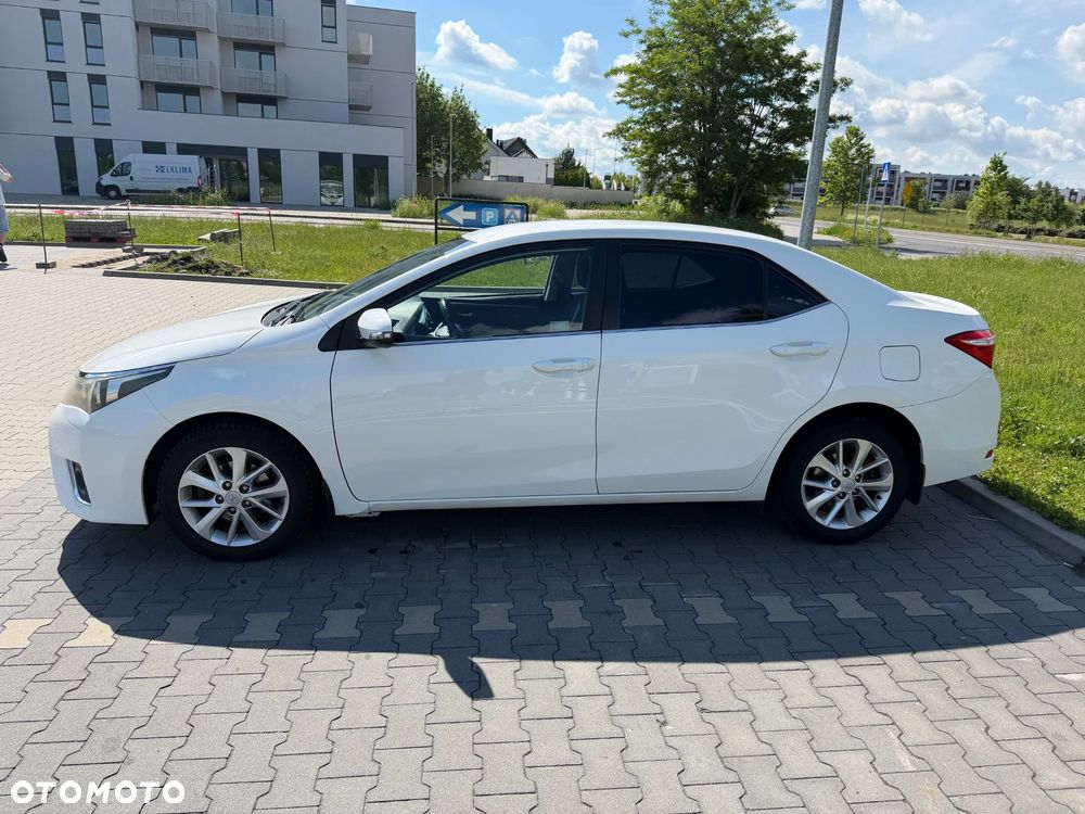 Toyota Corolla 1.6 Premium - 4