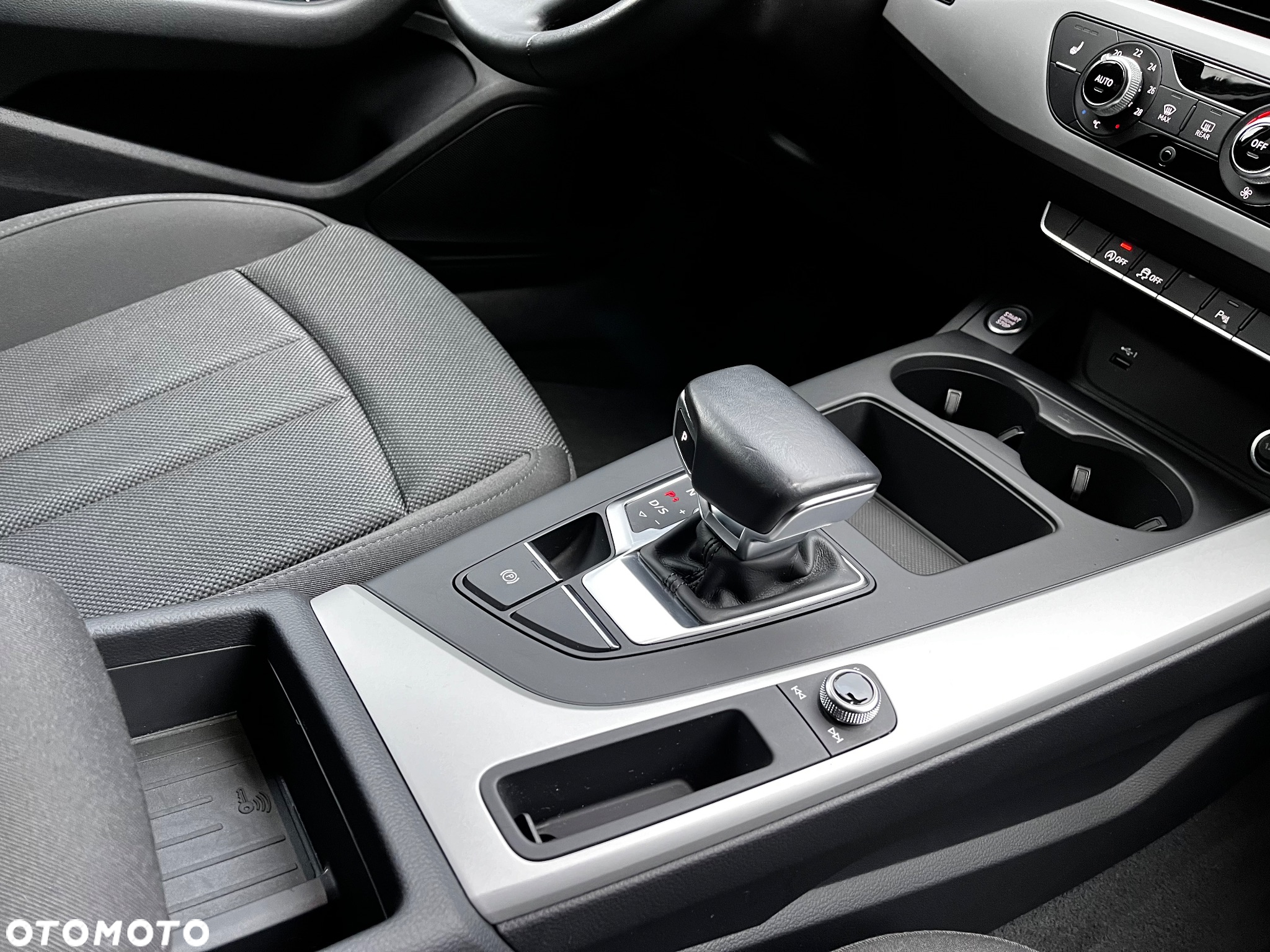 Audi A4 Avant 35 TFSI S tronic - 31