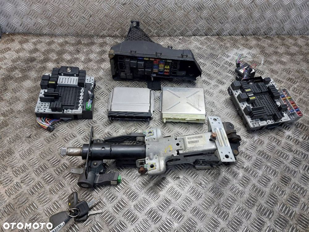 ZESTAW STARTOWY VOLVO V70 II 2.4 D 08677708A 0281010319 P09480761 - 1