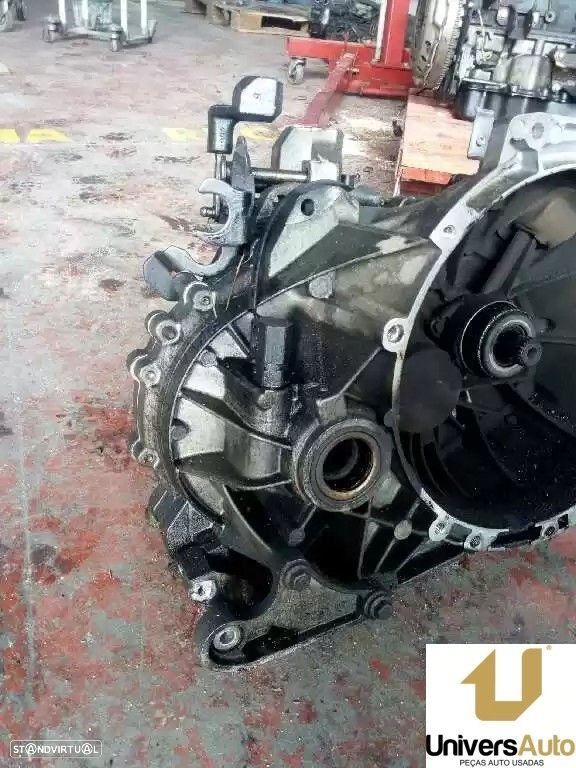 CAIXA VELOCIDADES FORD FOCUS SEDAN 2000 -MANUAL - 4