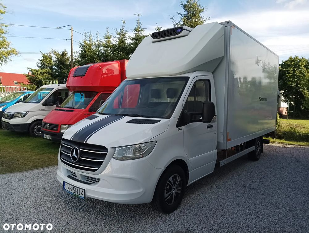 Mercedes-Benz Sprinter - 4