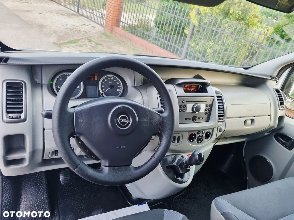Opel Vivaro - 35