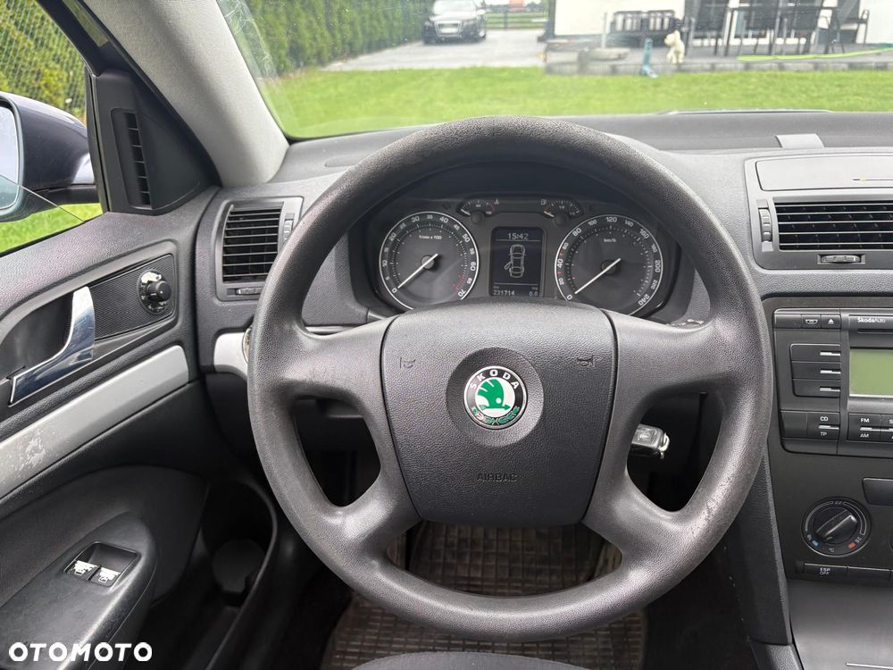 Skoda Octavia 1.6 Ambiente - 7