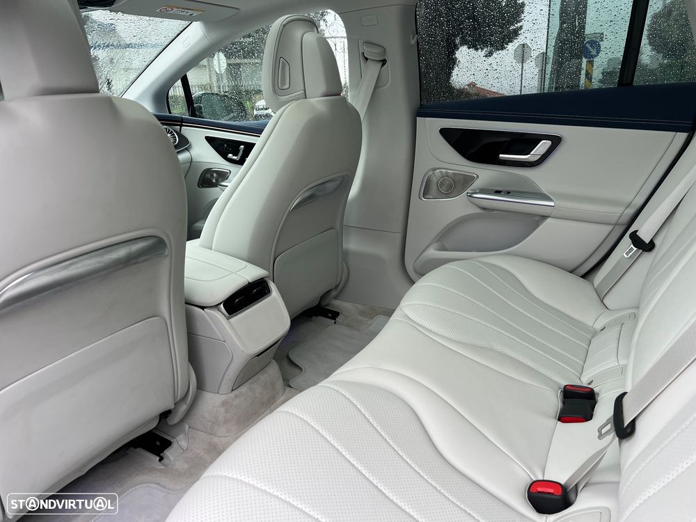 Mercedes-Benz EQE 300 AMG Line - 14