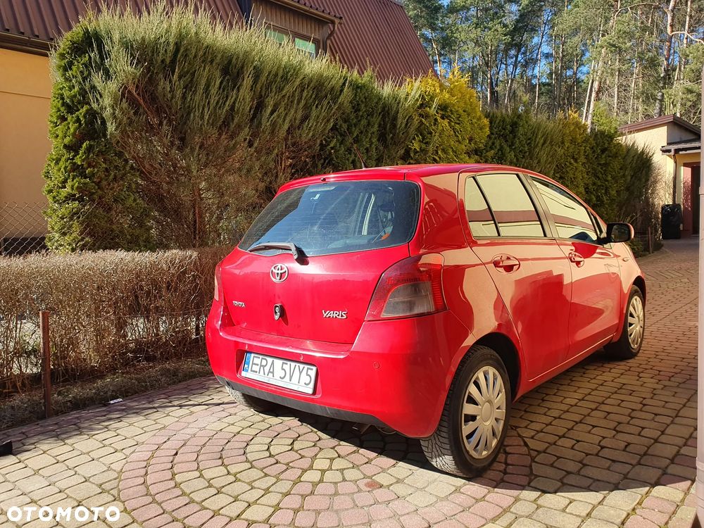 Toyota Yaris 1.3 Sol - 6