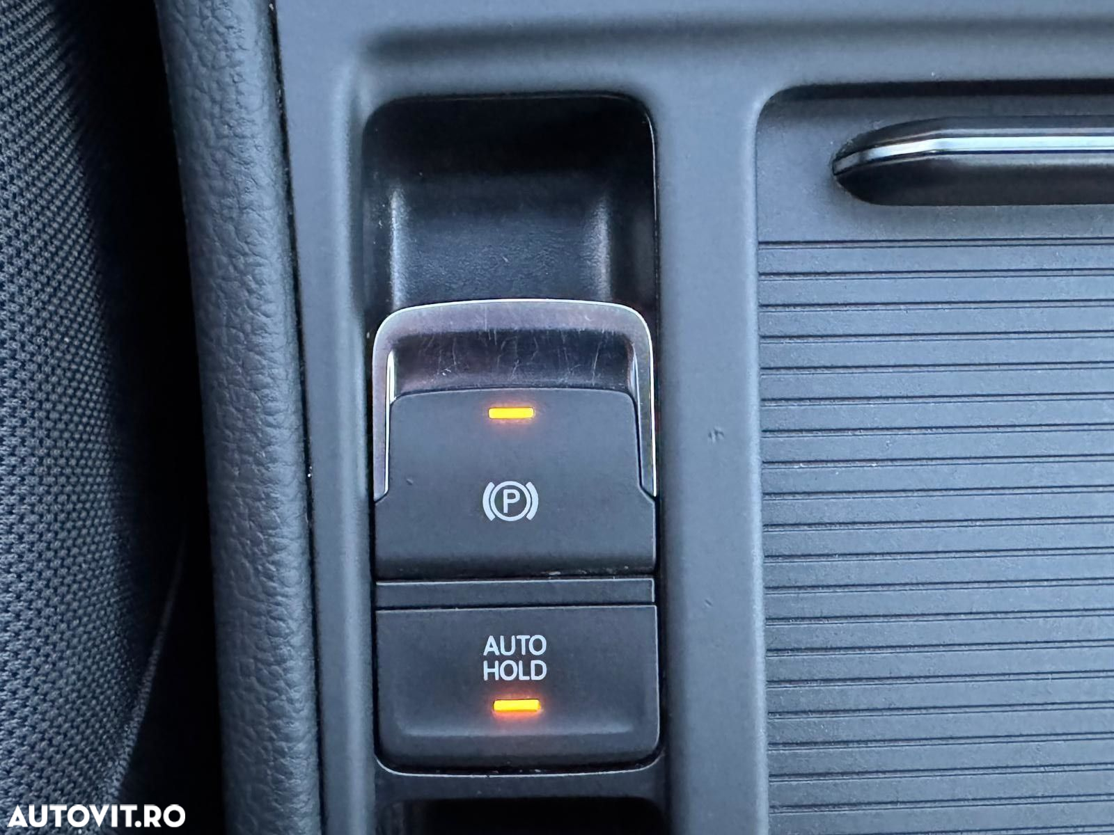 Volkswagen Golf - 13