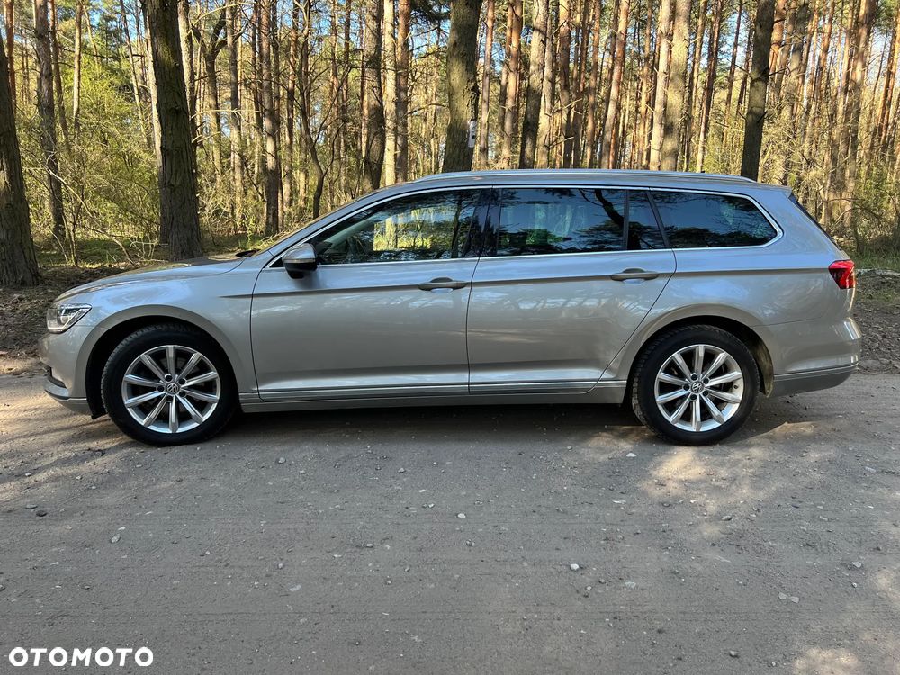 Volkswagen Passat 2.0 TDI SCR DSG Highline - 3