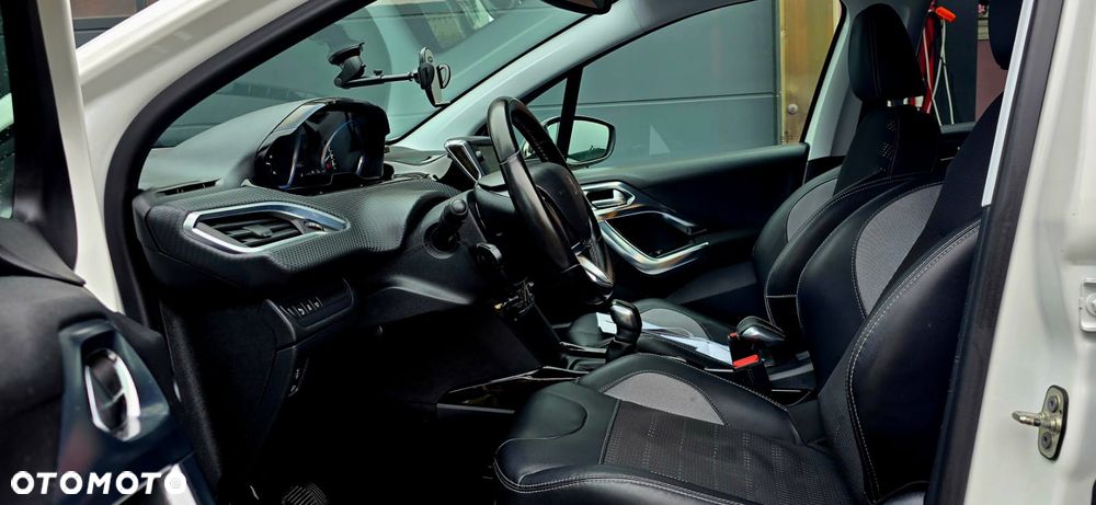 Peugeot 2008 1.6 BlueHDi Allure - 35