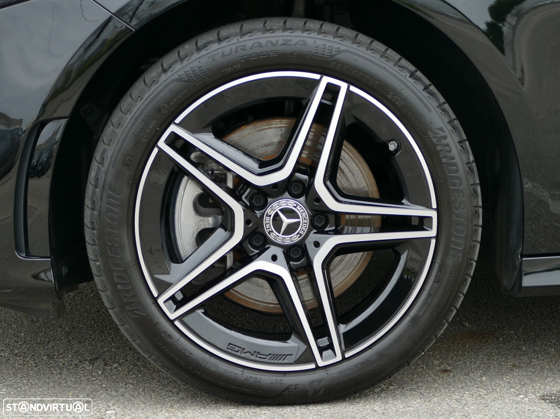Mercedes-Benz A 250 Limousine e AMG Line - 5