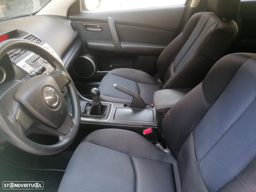Mazda 6 SW MZR-CD 2.0 Comfort - 24