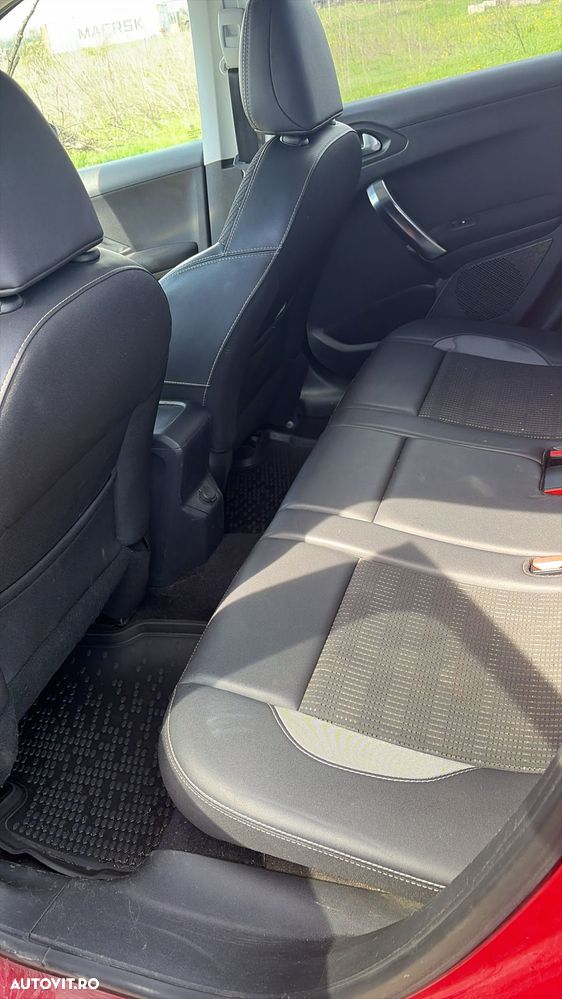 Peugeot 2008 - 6