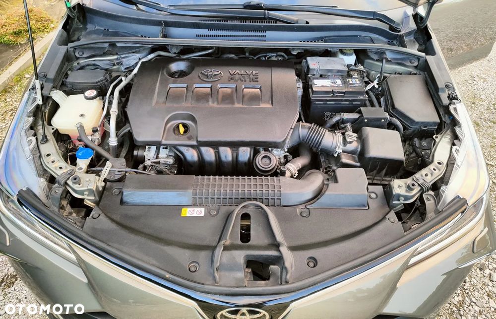 Toyota Corolla - 15