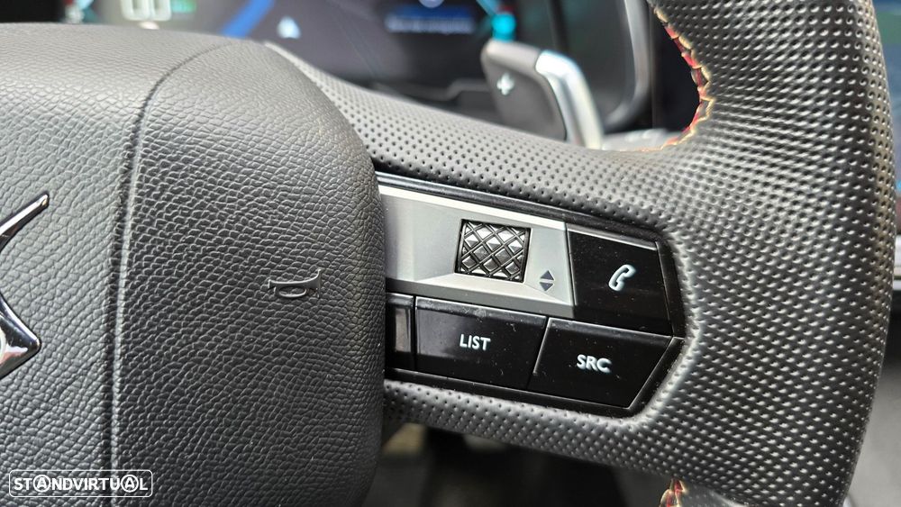 DS DS7 Crossback - 15