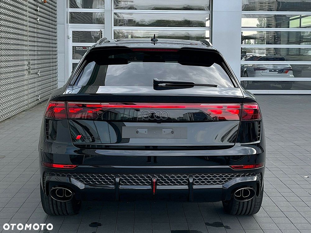 Audi RS Q8 - 12