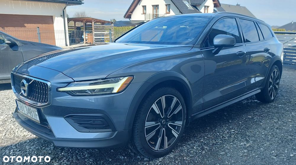 Volvo V60 T5 AWD Momentum - 2