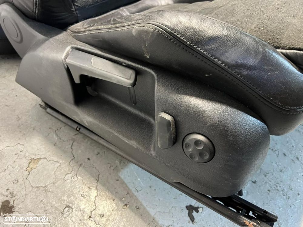 Conjunto de Bancos Pele e Alcantara VW PASSAT Variant (3C5) - 5