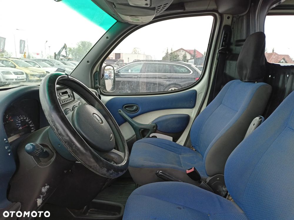 Fiat Doblo - 8