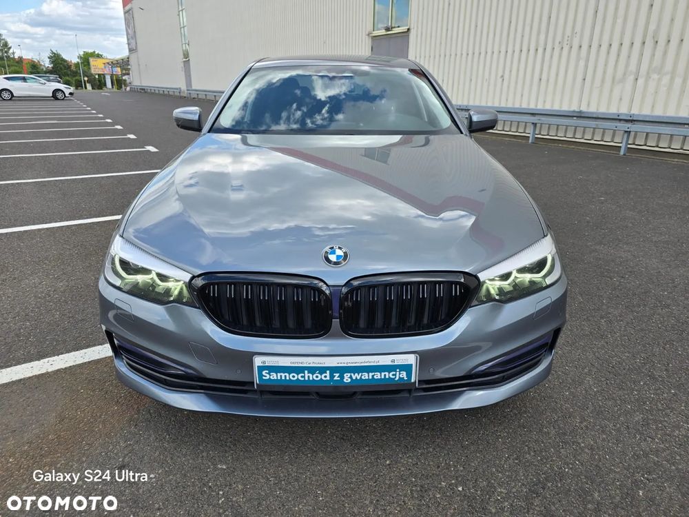 BMW Seria 5 530i xDrive Luxury Line sport - 6