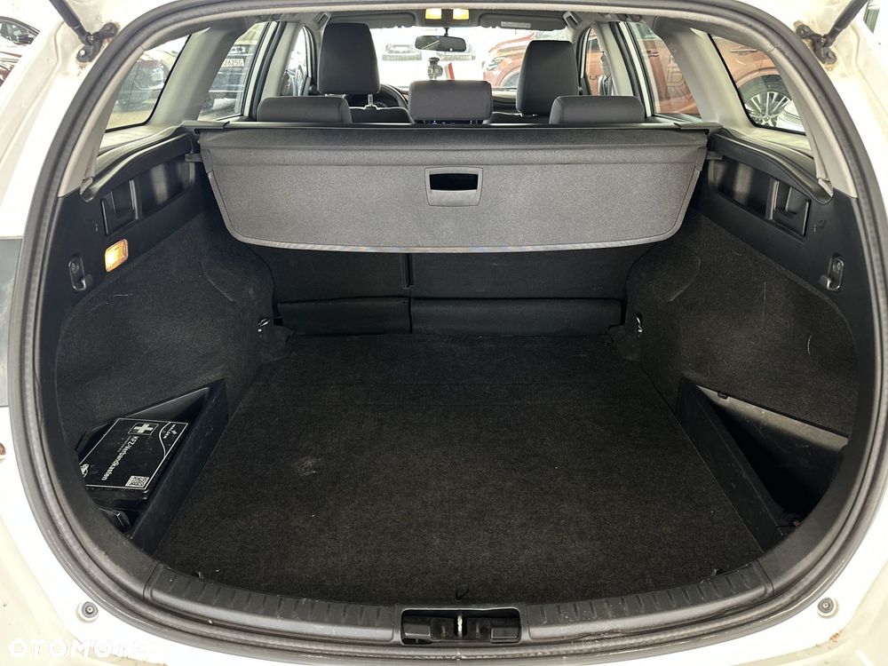Toyota Auris 1.4 D-4D Active - 14