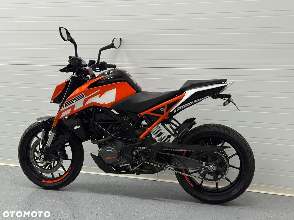 KTM Duke 125 - 13