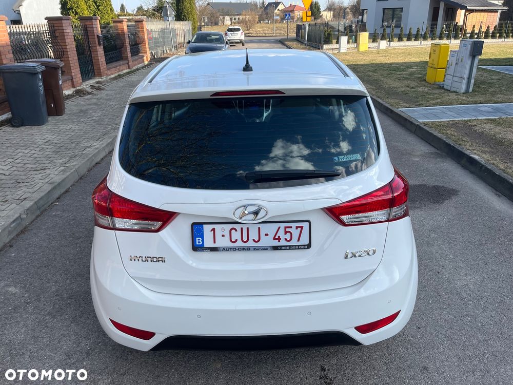 Hyundai ix20 1.4 blue Comfort - 10