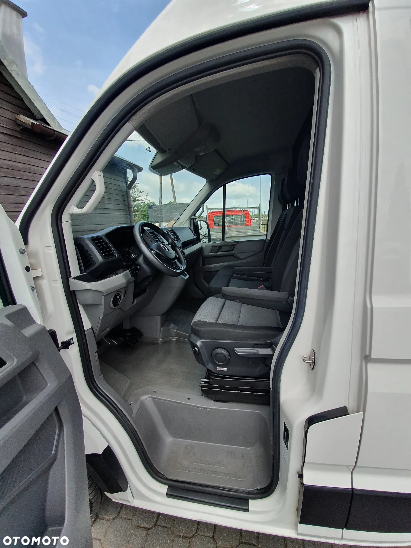Volkswagen CRAFTER - 11