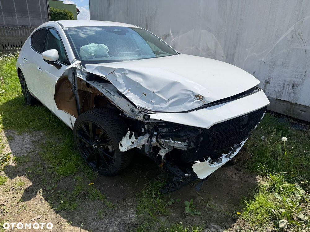 Mazda 3 - 4