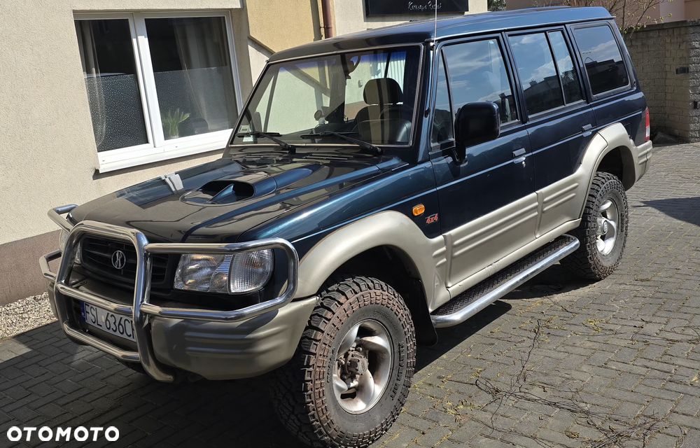 Hyundai Galloper - 1