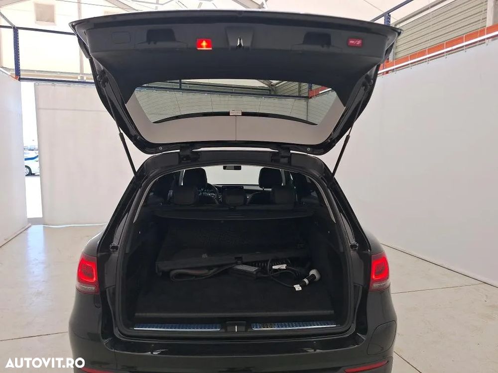 Mercedes-Benz GLC - 9