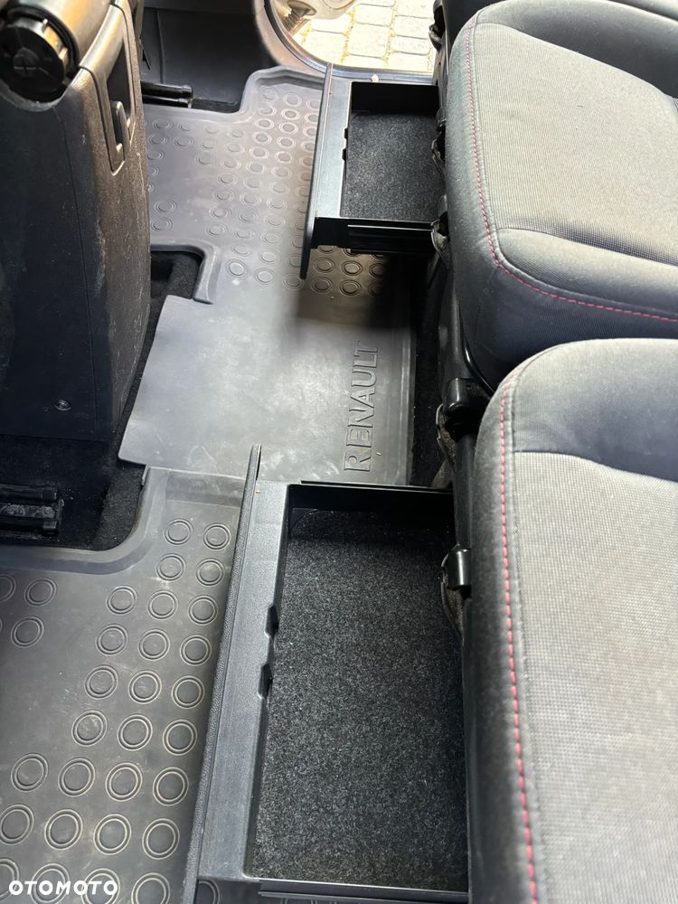 Renault Scenic 1.4 16V TCE TomTom Edition - 12