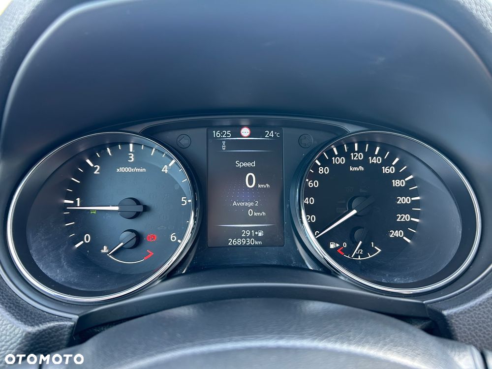 Nissan Qashqai 1.6 DCi 4x4 Tekna - 9