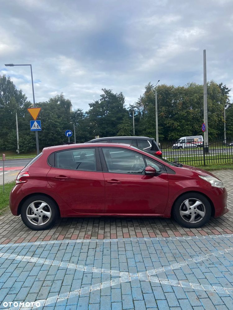 Peugeot 208 1.4 VTi Allure - 7