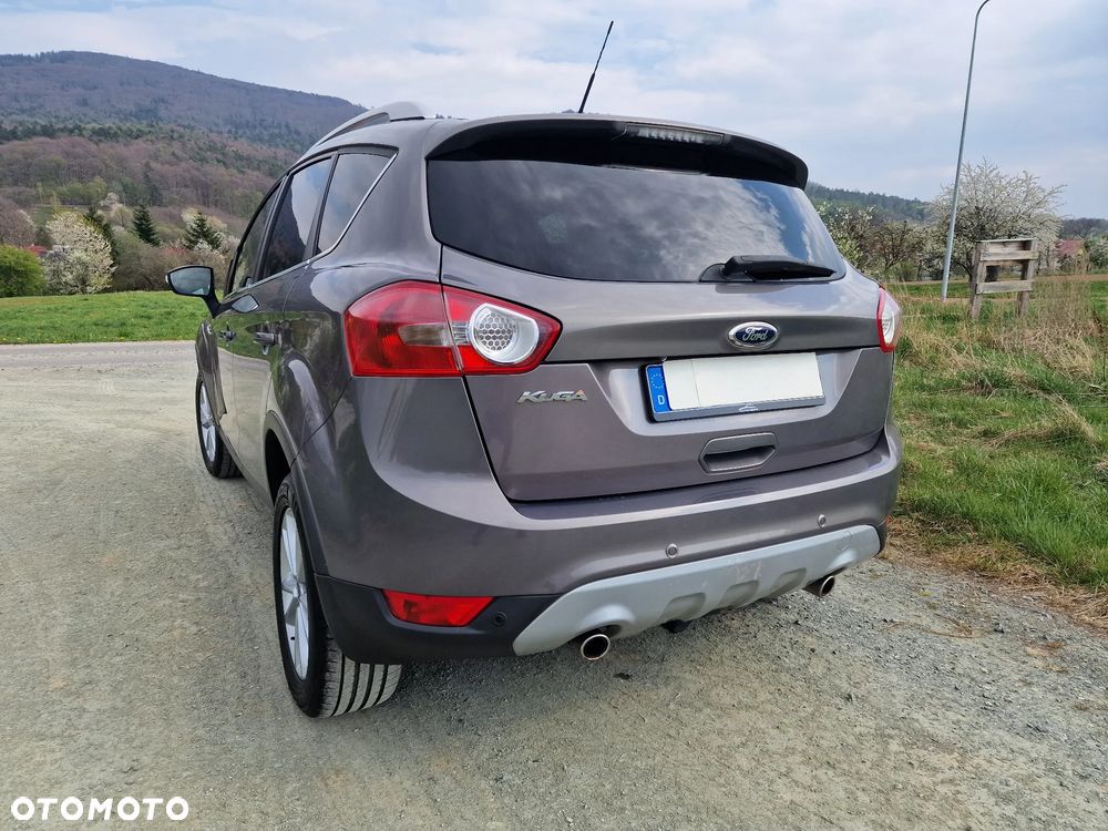 Ford Kuga 2.0 TDCi 4x4 Titanium - 27