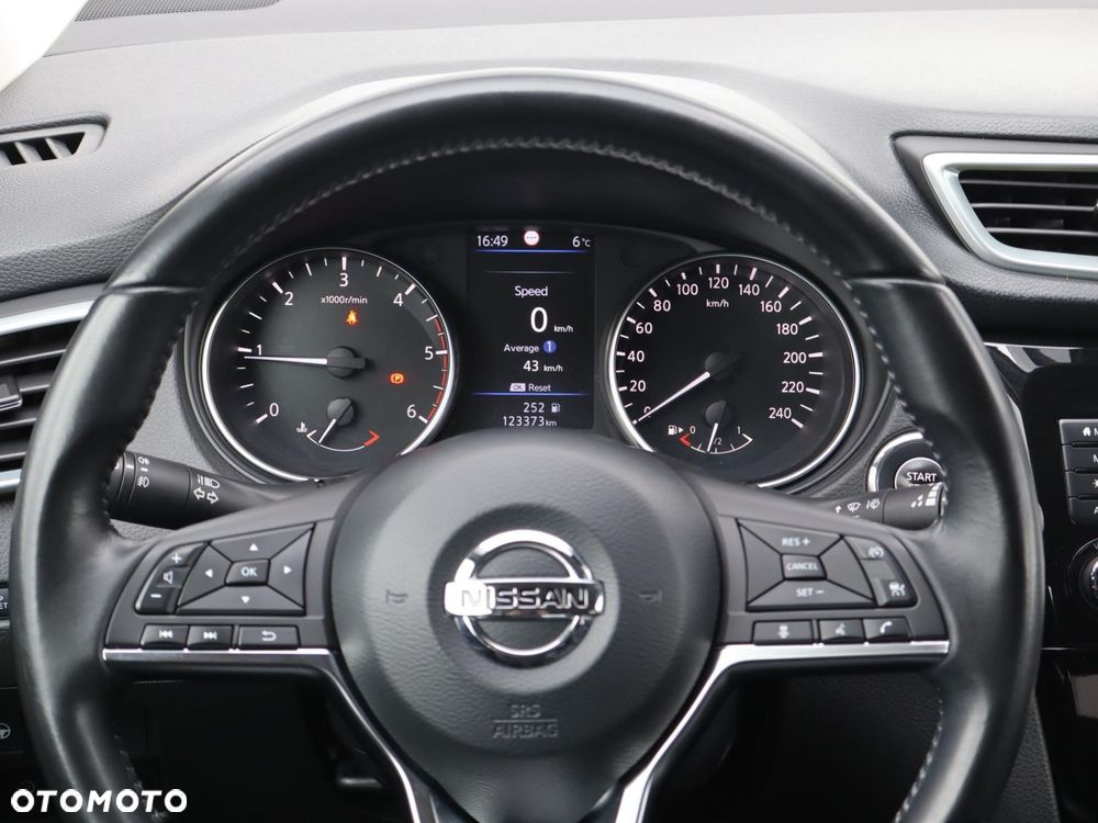 Nissan Qashqai 1.7 dCi Tekna - 10