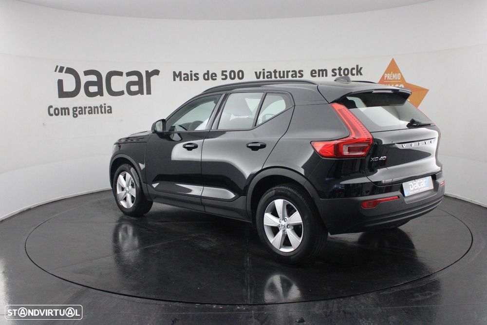 Volvo XC 40 1.5 T2 Momentum Core — fotografia 5