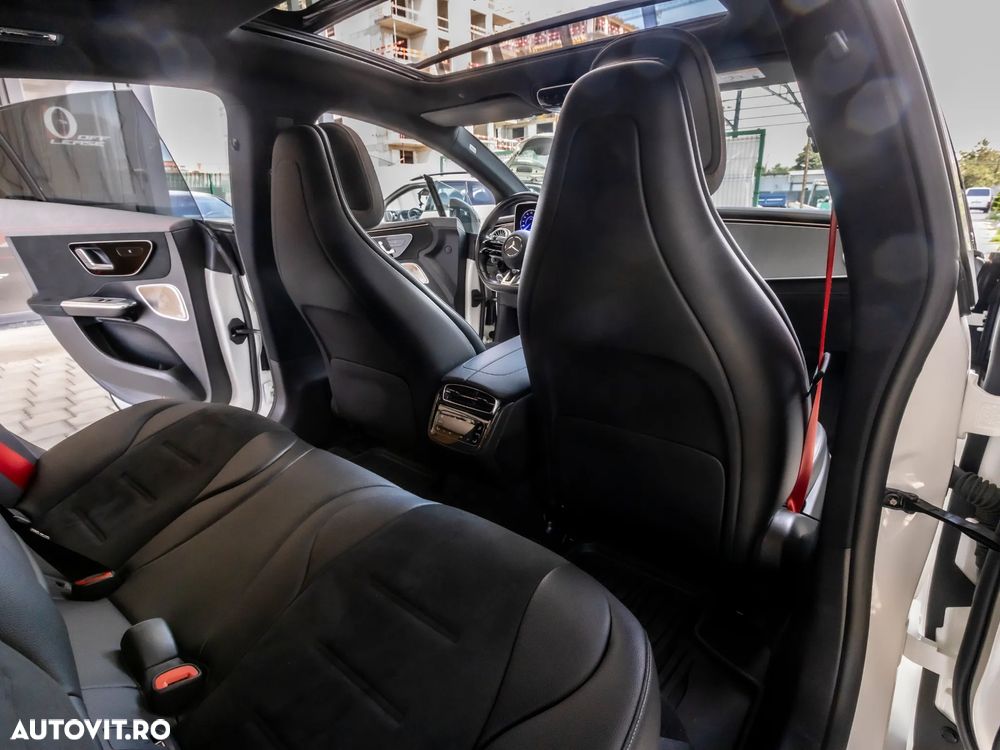 Mercedes-Benz EQE AMG 43 4MATIC - 17
