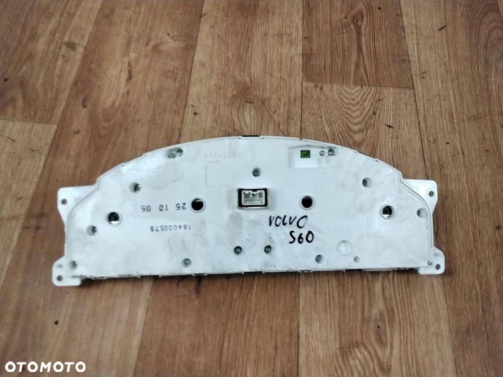 volvo s60 licznik 30746097 - 2