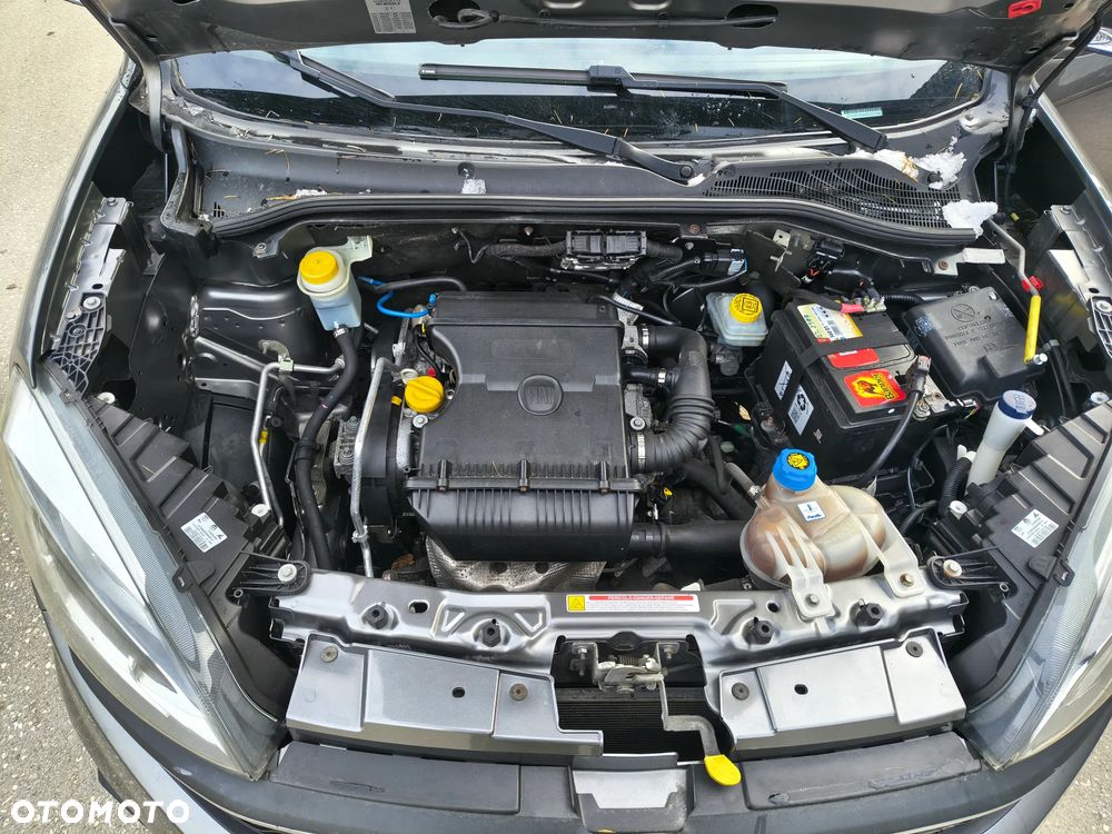 Fiat Doblo 1.4 16V Emotion - 9